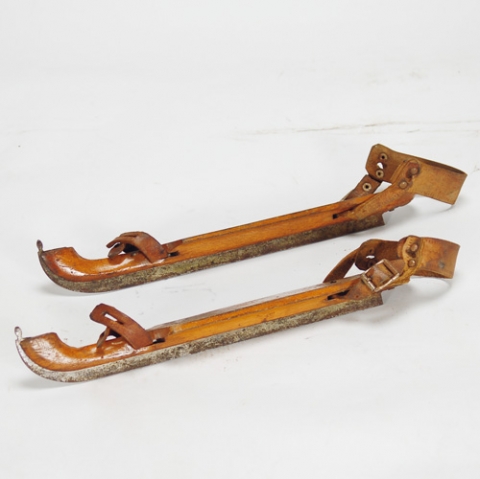 アイススケートブレード