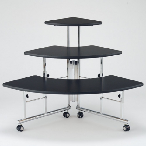 三段ステージコーナー