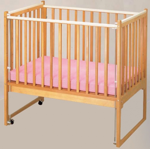 ベビーベッド（マット付）