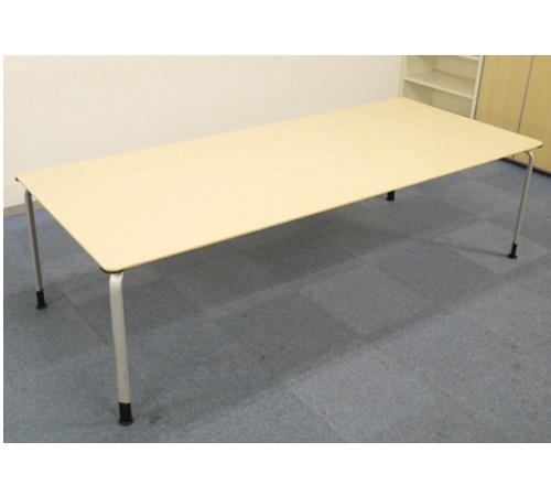 ミーティングテーブル