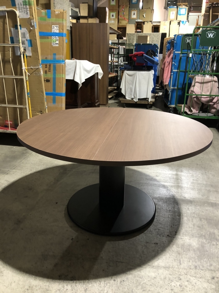 カフェテーブル(丸)ウォールナット φ1400xH720