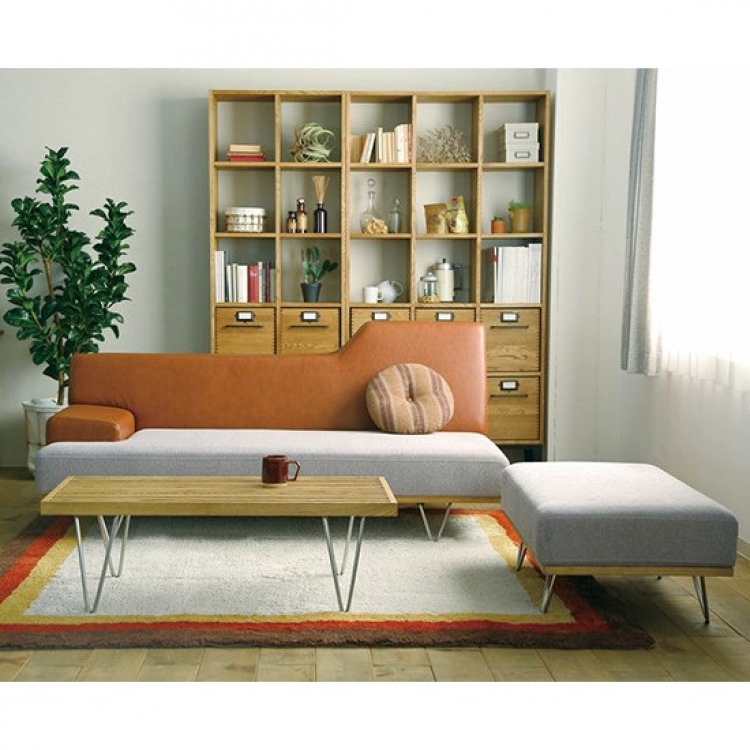 スツール(イット)