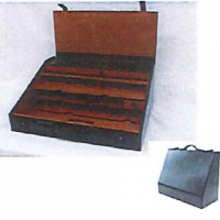 アタッシュケース