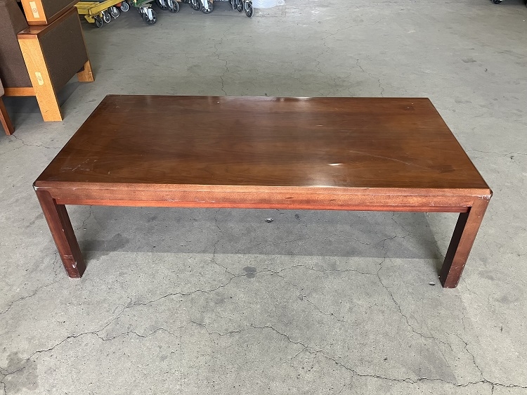 センターテーブル