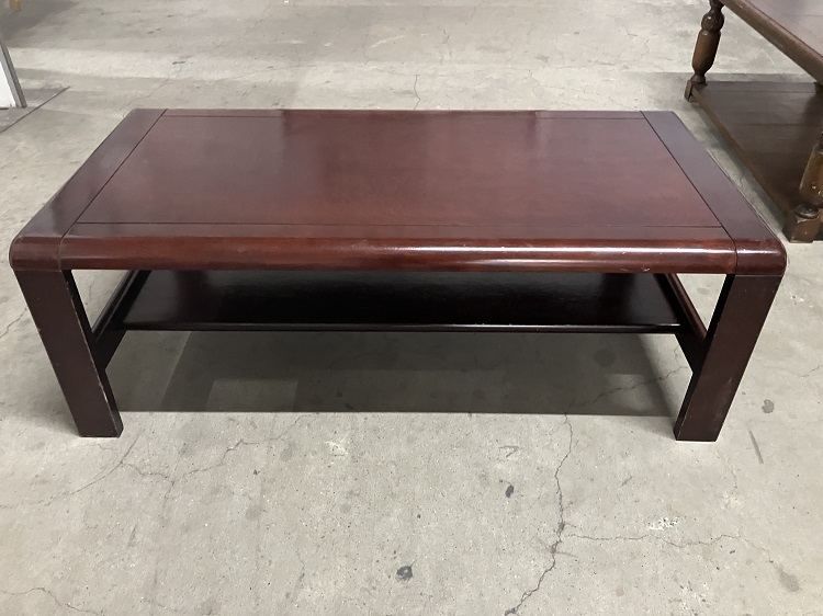 センターテーブル